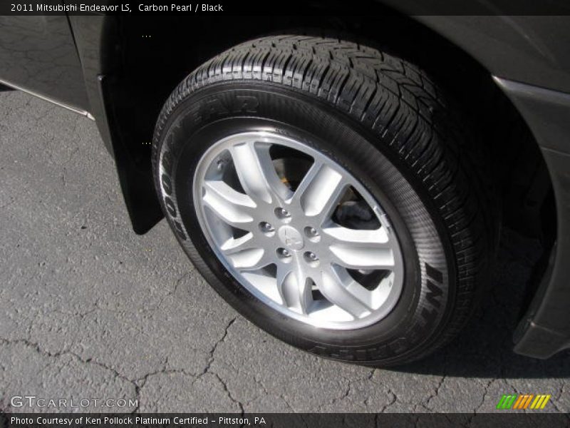 Carbon Pearl / Black 2011 Mitsubishi Endeavor LS