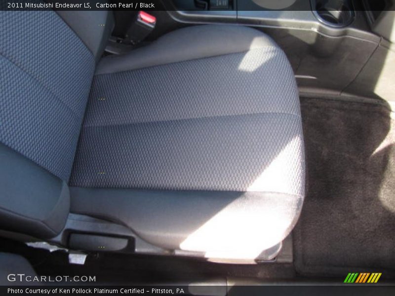 Carbon Pearl / Black 2011 Mitsubishi Endeavor LS