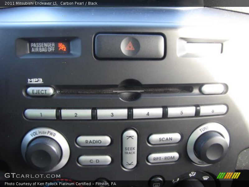 Carbon Pearl / Black 2011 Mitsubishi Endeavor LS