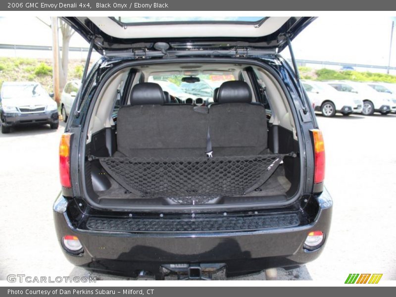 Black Onyx / Ebony Black 2006 GMC Envoy Denali 4x4