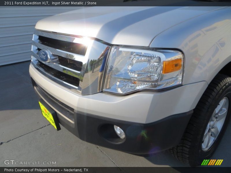 Ingot Silver Metallic / Stone 2011 Ford Expedition XLT