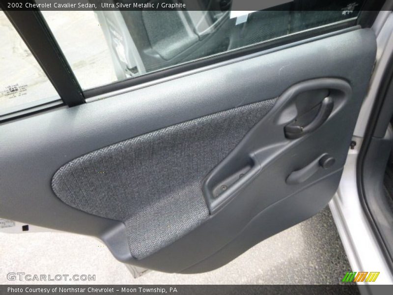 Ultra Silver Metallic / Graphite 2002 Chevrolet Cavalier Sedan