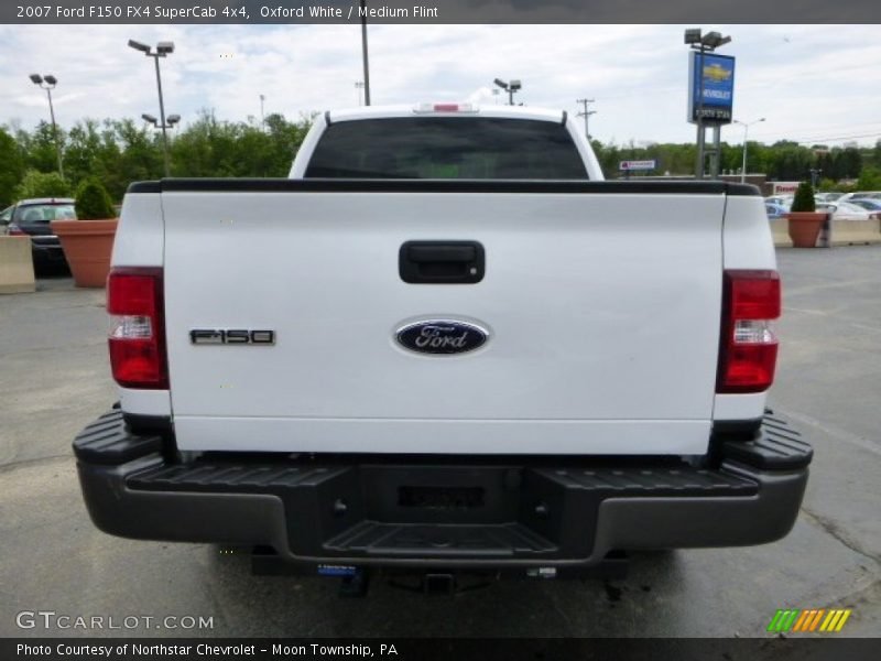 Oxford White / Medium Flint 2007 Ford F150 FX4 SuperCab 4x4