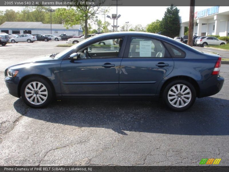 Barents Blue Metallic / Off Black 2005 Volvo S40 2.4i