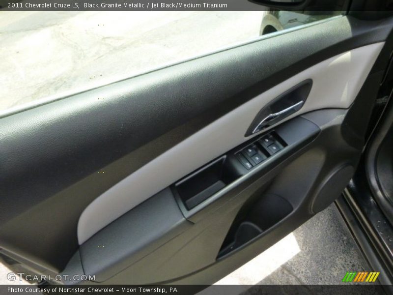 Black Granite Metallic / Jet Black/Medium Titanium 2011 Chevrolet Cruze LS