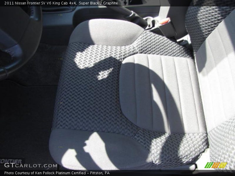 Super Black / Graphite 2011 Nissan Frontier SV V6 King Cab 4x4