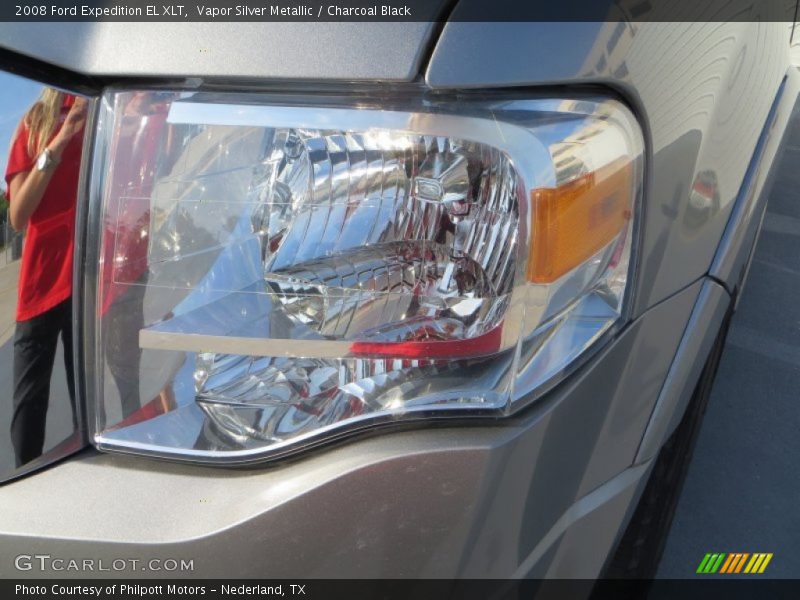 Vapor Silver Metallic / Charcoal Black 2008 Ford Expedition EL XLT