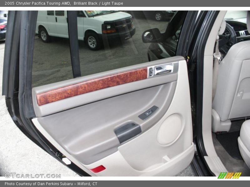 Brilliant Black / Light Taupe 2005 Chrysler Pacifica Touring AWD