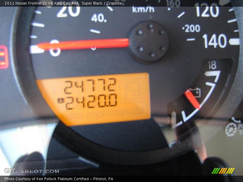 Super Black / Graphite 2011 Nissan Frontier SV V6 King Cab 4x4