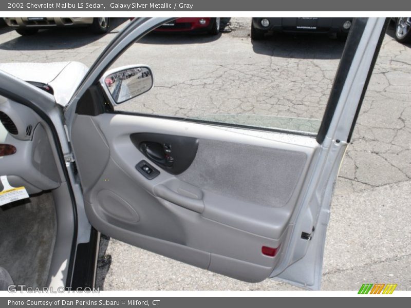 Galaxy Silver Metallic / Gray 2002 Chevrolet Malibu LS Sedan