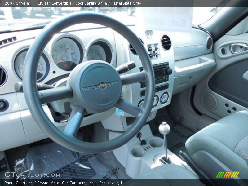 Dashboard of 2007 PT Cruiser Convertible