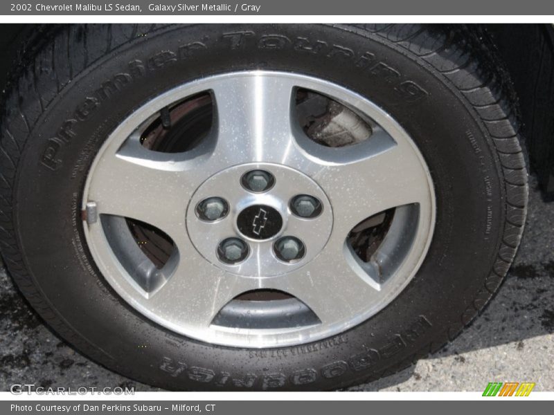 Galaxy Silver Metallic / Gray 2002 Chevrolet Malibu LS Sedan