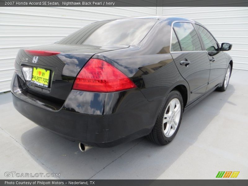 Nighthawk Black Pearl / Ivory 2007 Honda Accord SE Sedan