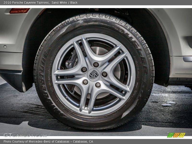 Sand White / Black 2010 Porsche Cayenne Tiptronic
