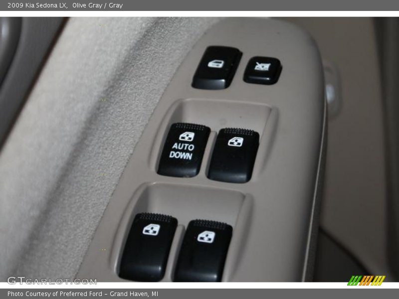 Olive Gray / Gray 2009 Kia Sedona LX