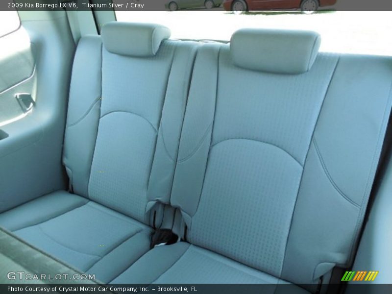 Titanium Silver / Gray 2009 Kia Borrego LX V6