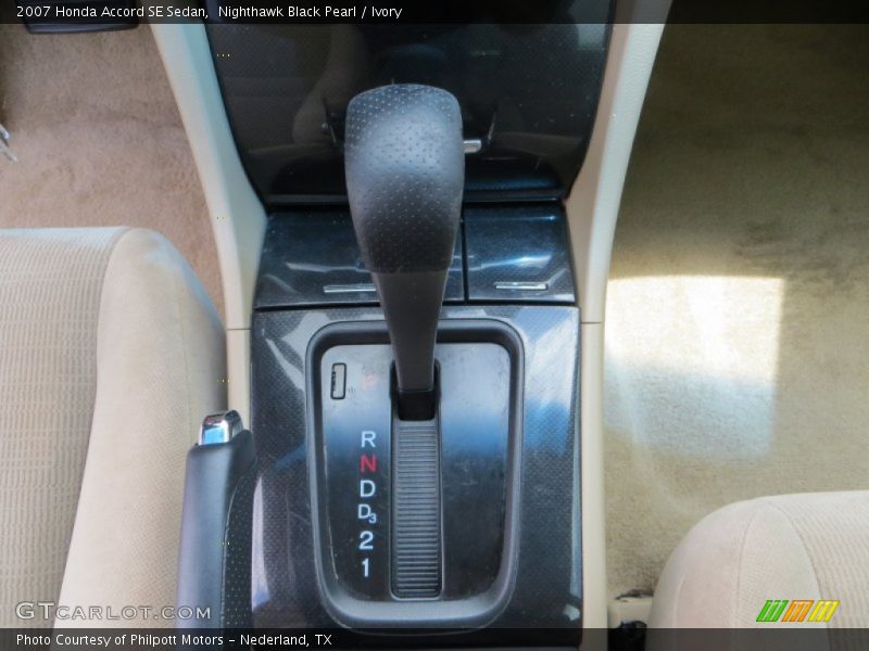 Nighthawk Black Pearl / Ivory 2007 Honda Accord SE Sedan