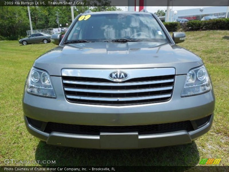 Titanium Silver / Gray 2009 Kia Borrego LX V6