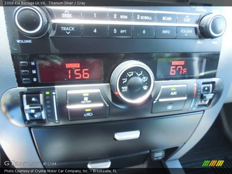Titanium Silver / Gray 2009 Kia Borrego LX V6