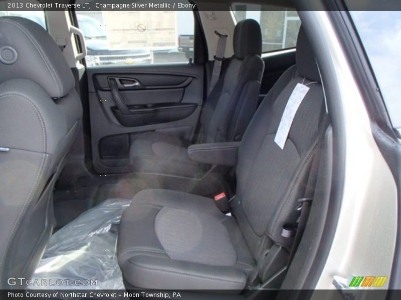Champagne Silver Metallic / Ebony 2013 Chevrolet Traverse LT