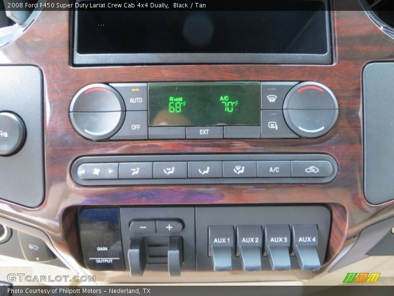 Controls of 2008 F450 Super Duty Lariat Crew Cab 4x4 Dually