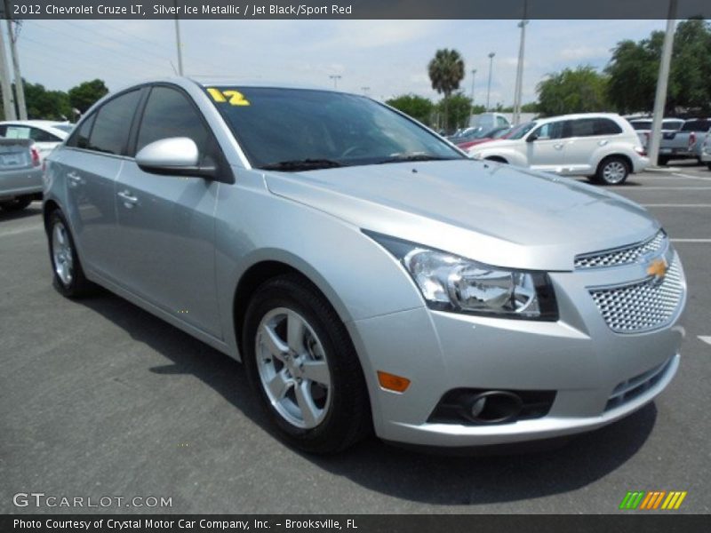 Front 3/4 View of 2012 Cruze LT