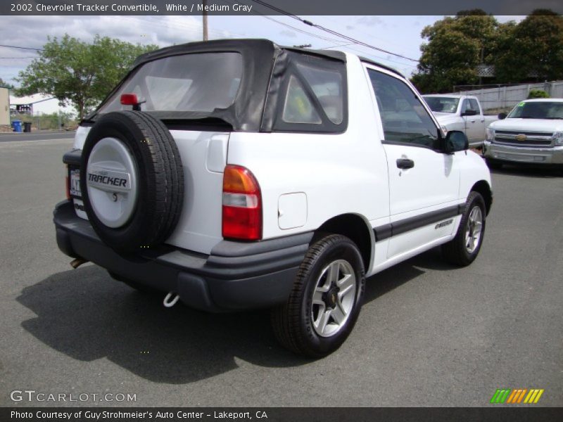 White / Medium Gray 2002 Chevrolet Tracker Convertible