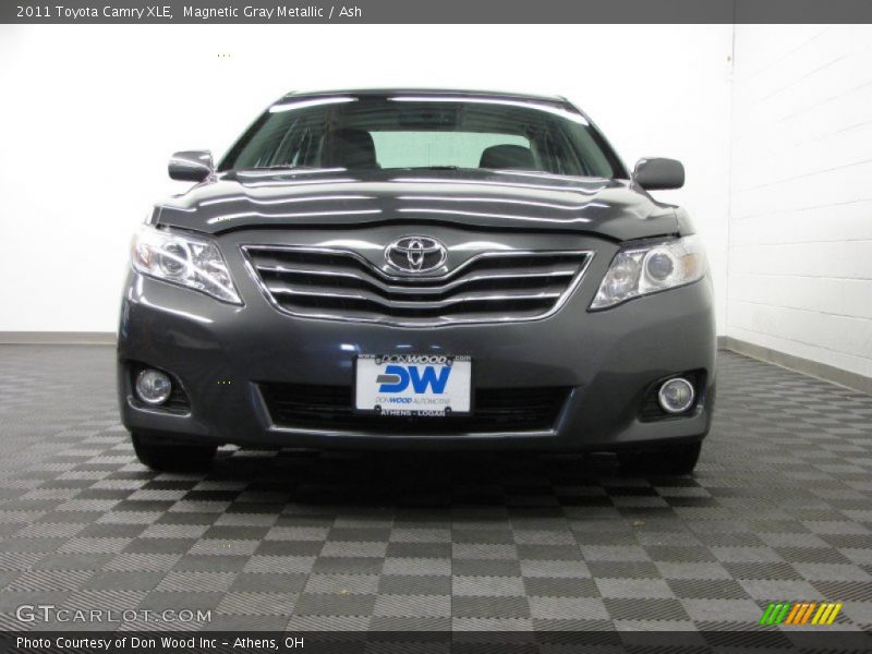 Magnetic Gray Metallic / Ash 2011 Toyota Camry XLE