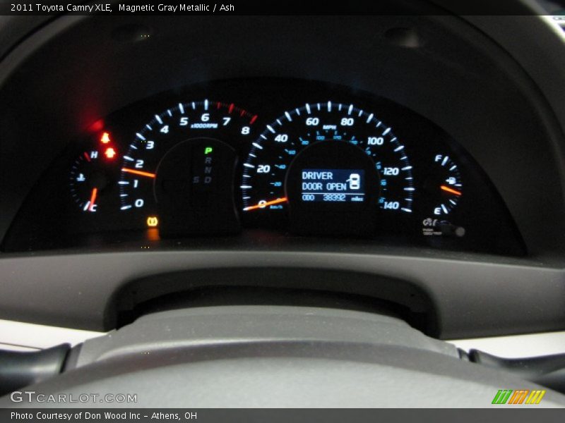 Magnetic Gray Metallic / Ash 2011 Toyota Camry XLE