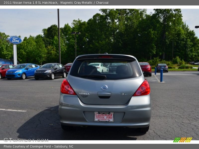Magnetic Gray Metallic / Charcoal 2011 Nissan Versa 1.8 SL Hatchback