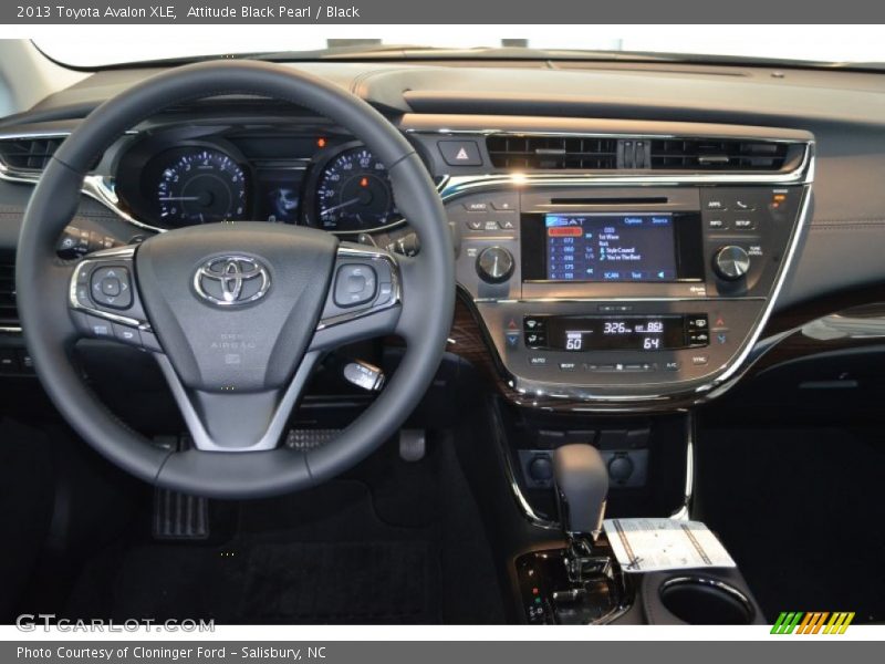 Attitude Black Pearl / Black 2013 Toyota Avalon XLE