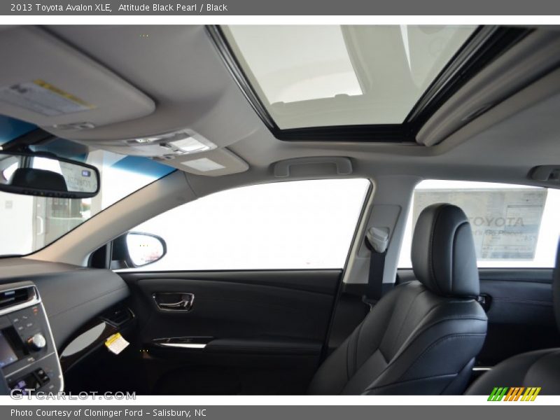 Attitude Black Pearl / Black 2013 Toyota Avalon XLE