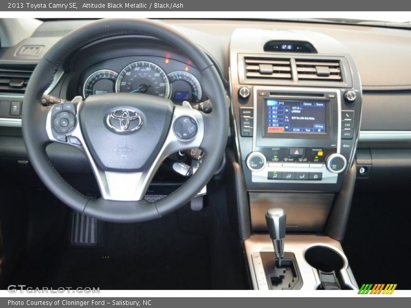 Attitude Black Metallic / Black/Ash 2013 Toyota Camry SE