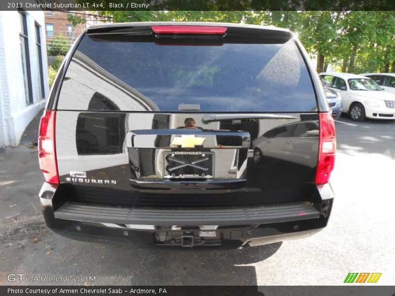 Black / Ebony 2013 Chevrolet Suburban LT 4x4