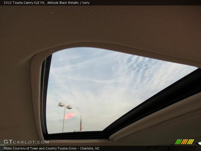 Attitude Black Metallic / Ivory 2013 Toyota Camry XLE V6