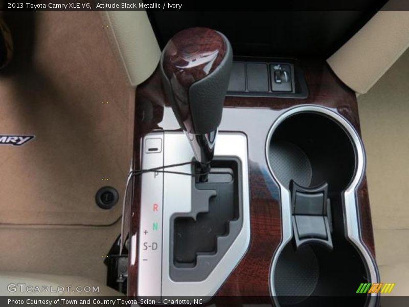 Attitude Black Metallic / Ivory 2013 Toyota Camry XLE V6