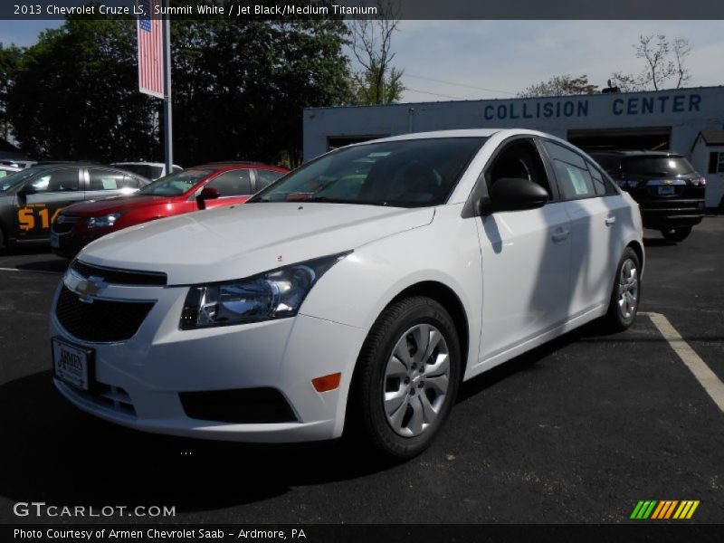 Summit White / Jet Black/Medium Titanium 2013 Chevrolet Cruze LS