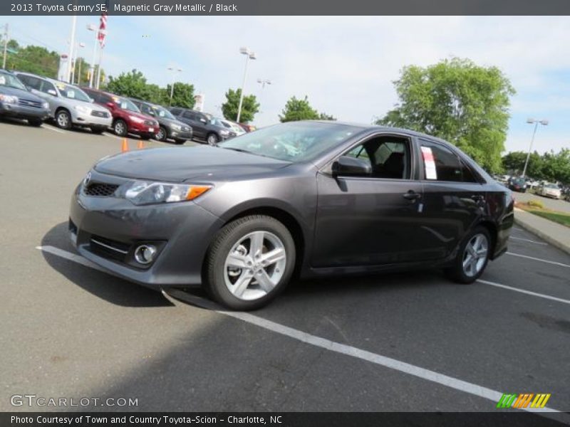 Magnetic Gray Metallic / Black 2013 Toyota Camry SE
