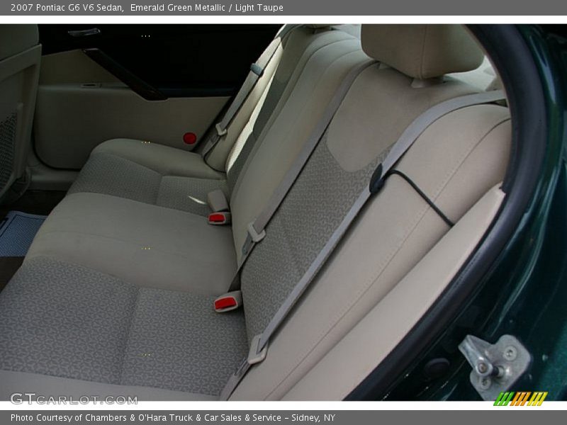 Emerald Green Metallic / Light Taupe 2007 Pontiac G6 V6 Sedan