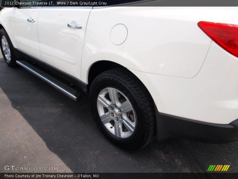 White / Dark Gray/Light Gray 2012 Chevrolet Traverse LT