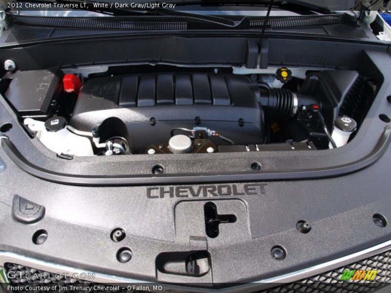 White / Dark Gray/Light Gray 2012 Chevrolet Traverse LT