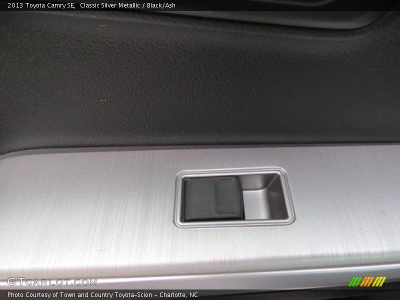 Classic Silver Metallic / Black/Ash 2013 Toyota Camry SE