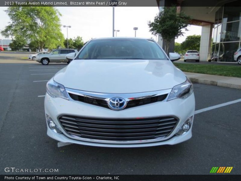 Blizzard White Pearl / Light Gray 2013 Toyota Avalon Hybrid Limited