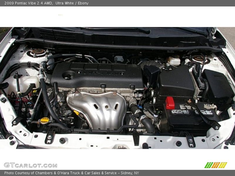 Ultra White / Ebony 2009 Pontiac Vibe 2.4 AWD
