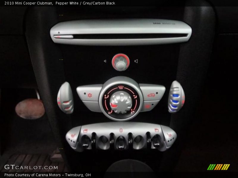 Controls of 2010 Cooper Clubman