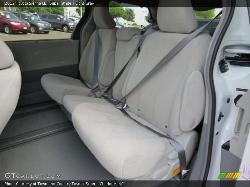 Super White / Light Gray 2013 Toyota Sienna LE