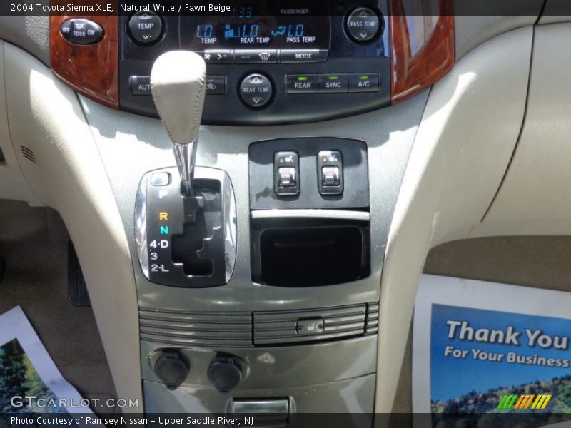 Natural White / Fawn Beige 2004 Toyota Sienna XLE