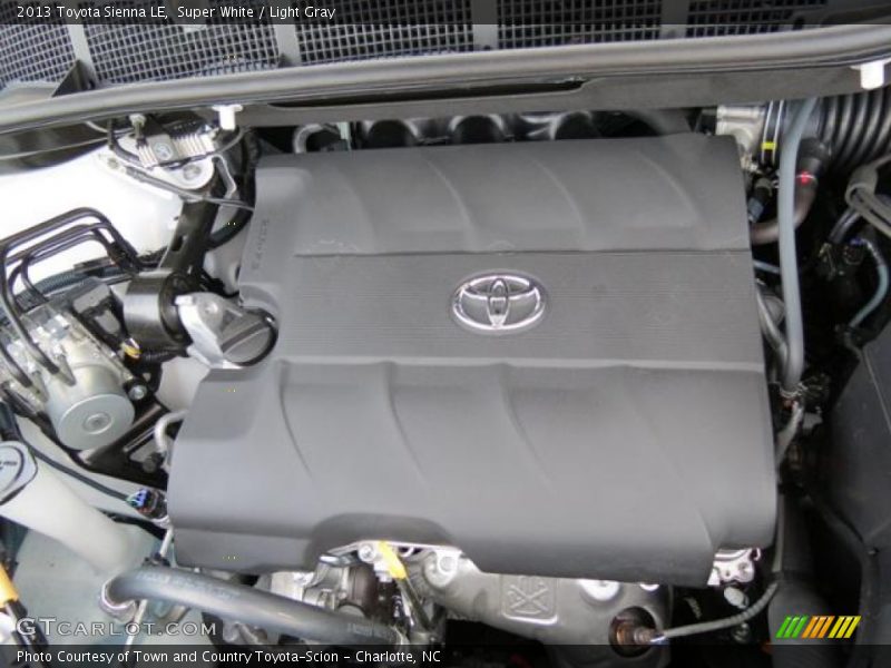 Super White / Light Gray 2013 Toyota Sienna LE