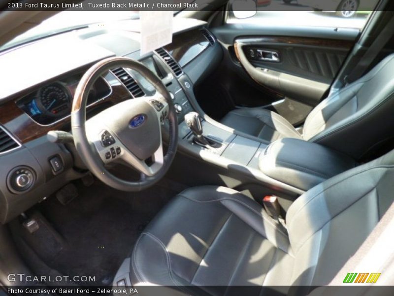 Tuxedo Black Metallic / Charcoal Black 2013 Ford Taurus Limited