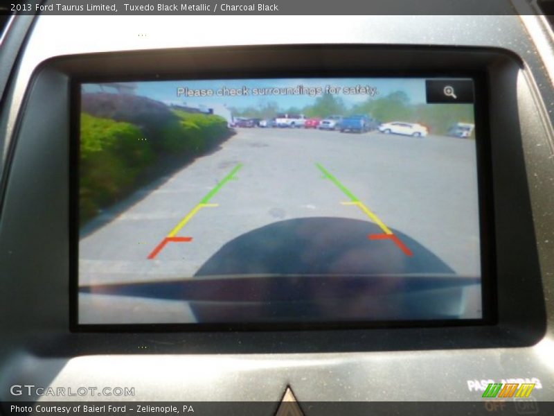 Tuxedo Black Metallic / Charcoal Black 2013 Ford Taurus Limited